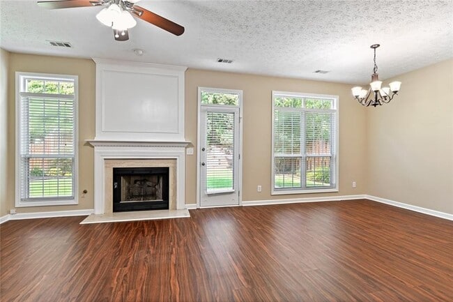 Photo - 3020 Serenade Ct