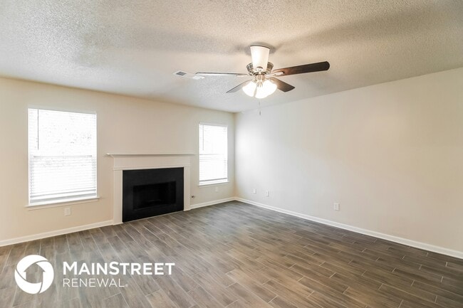 Photo - 7813 Newbury Dr