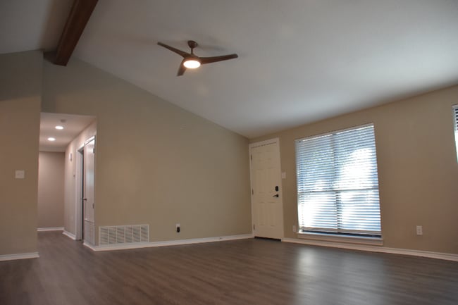 Photo - 8318 Grey Knoll Dr