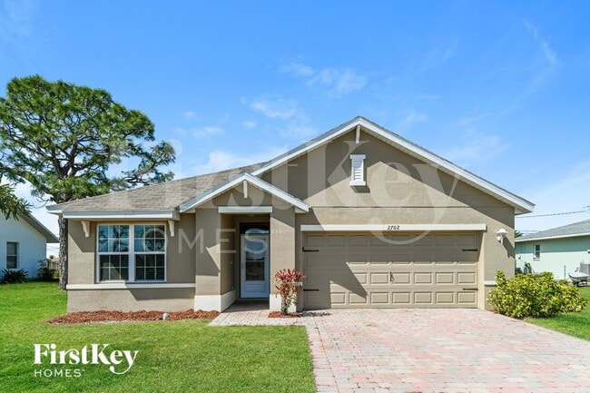 Building Photo - 2702 SW 9th Pl