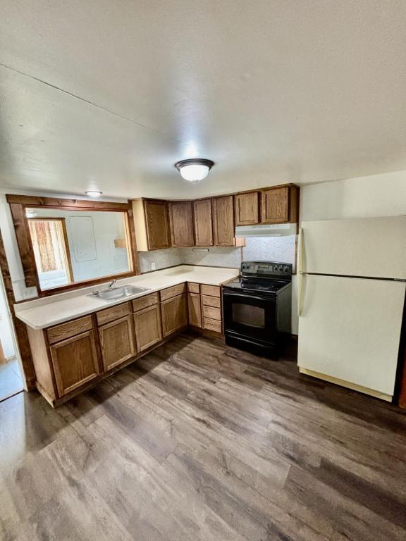 Photo - 622 Washakie St