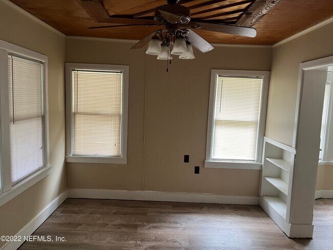 Photo - 1414 Pullen Rd