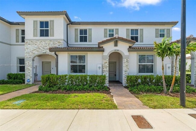 Building Photo - 3 bedroom in Miami FL 33167 Rental