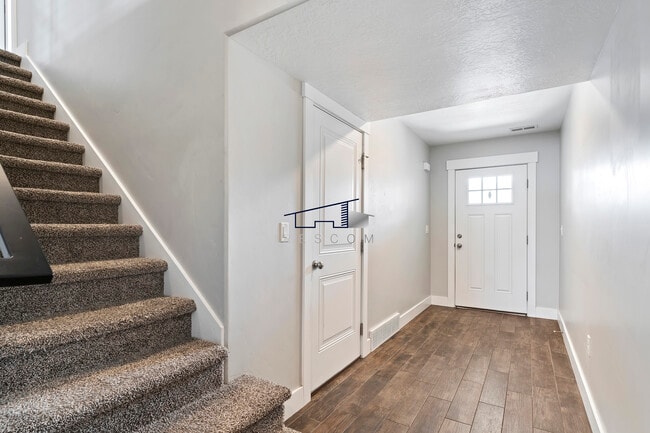 Photo - 6471 S Aspen Ln