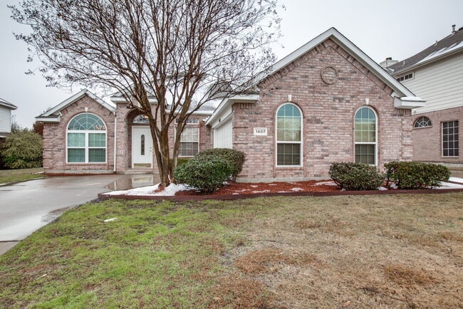 Building Photo - 1407 Oxford Dr Rental