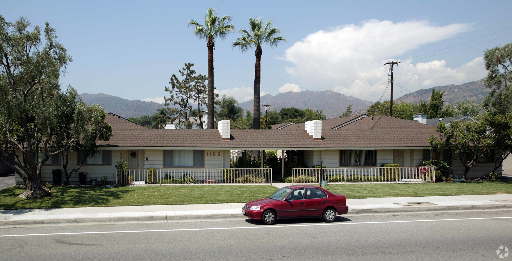 Photo - 1125 E Foothill Blvd