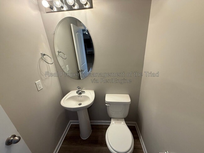 Photo - 1207 Willard St