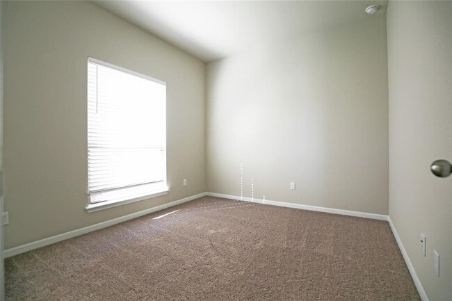 Photo - 233 Scenic Hills Cir