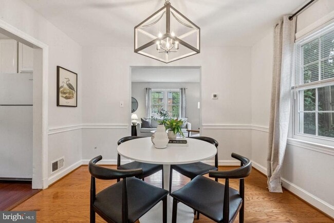 Photo - 1119 S Edison St