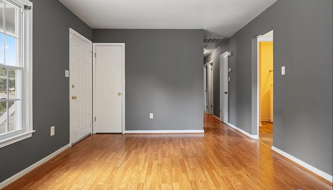 Photo - 4317 Laurel Oak Rd