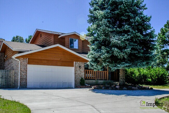 Building Photo - 8586 E Lakeview Dr Rental