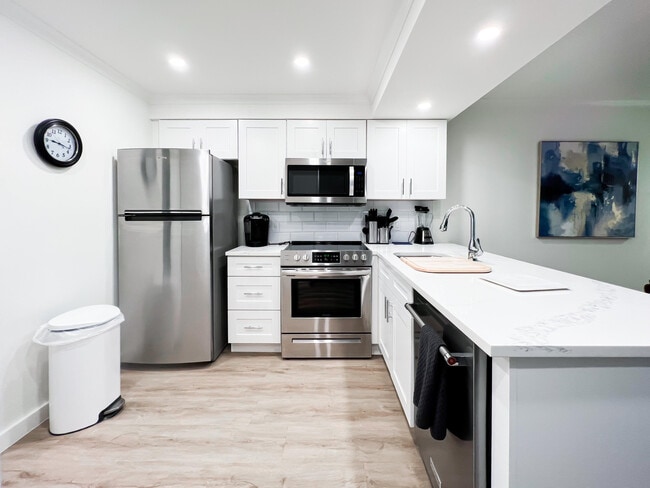 Photo - 1605 S US Hwy 1 Unidad C103