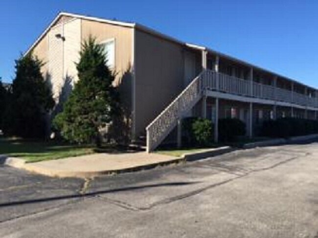 Photo - 535 N McComas St Unit 114
