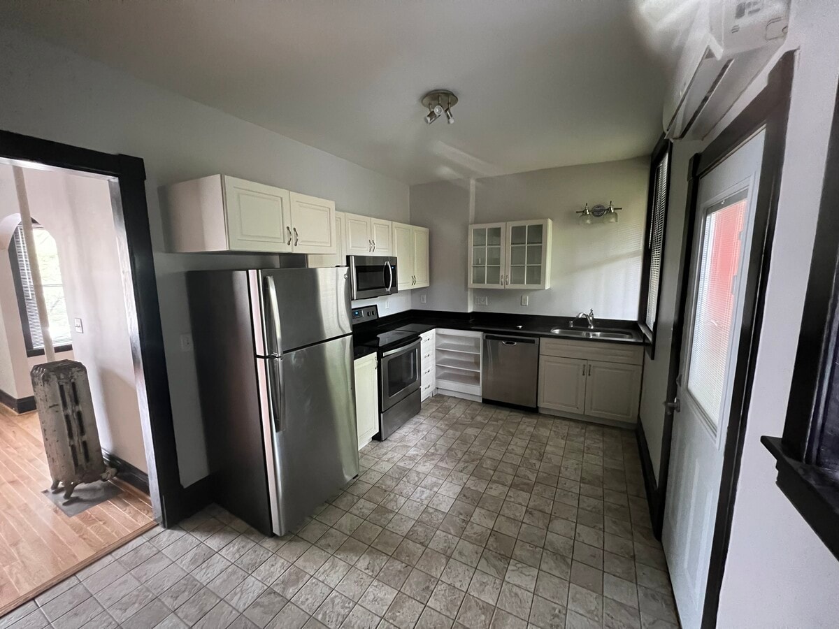 Photo - 112 E Magnolia Ave Unit 7