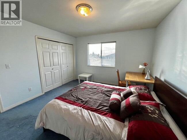 Photo - 4864 Watling St