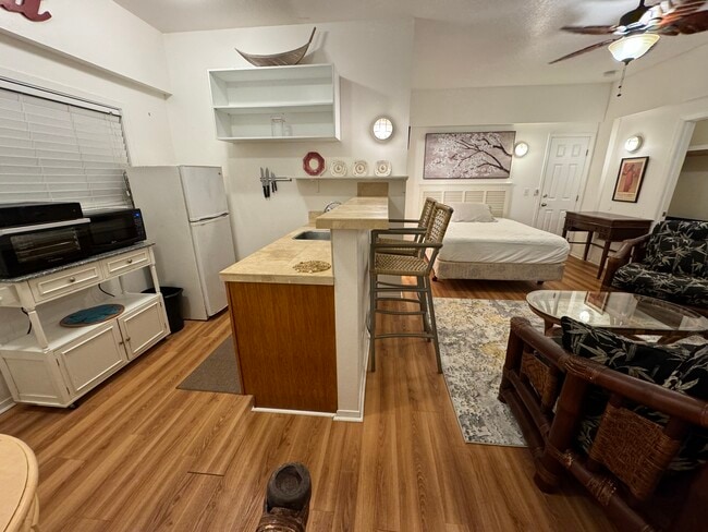 Photo - 4695 Aliomanu Rd Unidad Studio 1