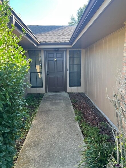 Photo - 211 Chantilly Dr