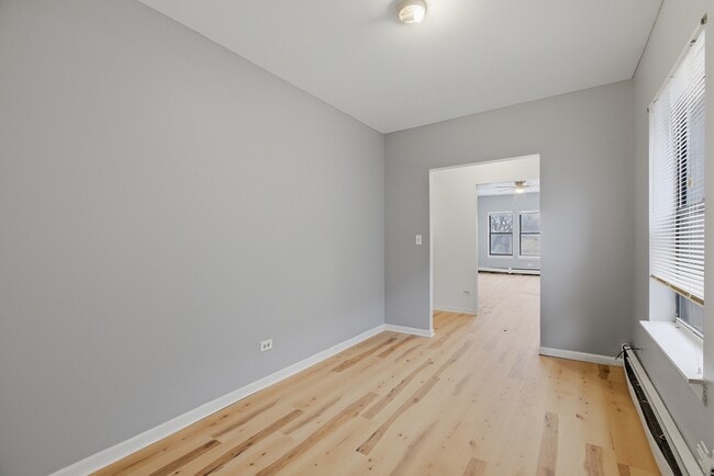 Photo - 235 S Lotus Ave Unidad 3