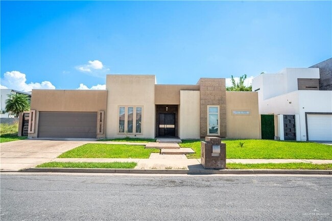 Building Photo - 4701 Sweetwater Ave Rental