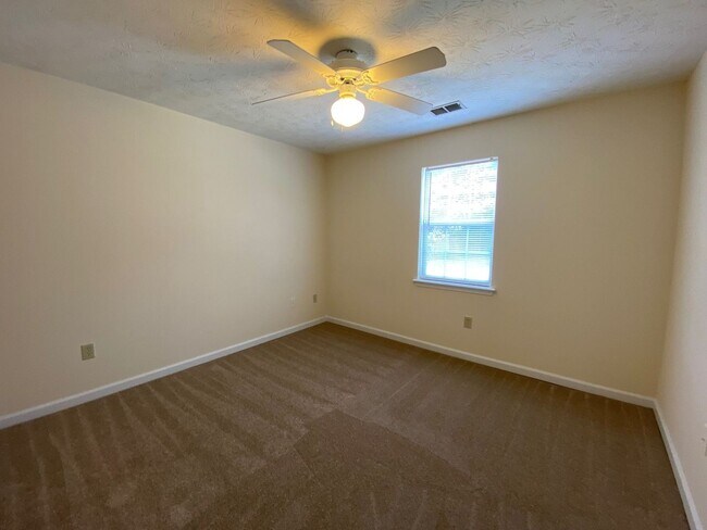 Photo - PRE LEASING AUGUST 2026!