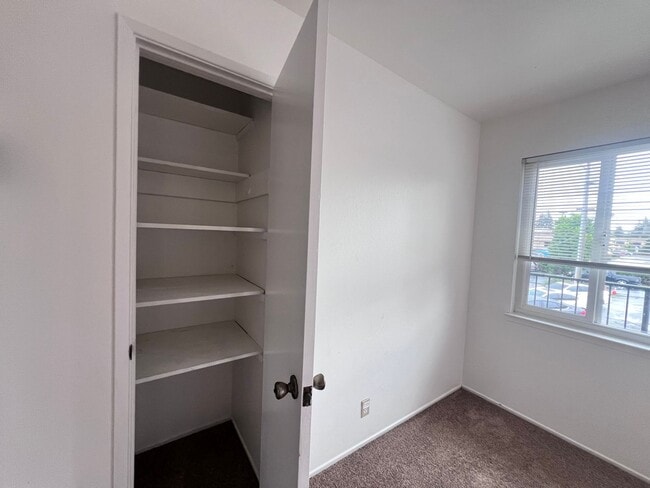 Photo - EBS T 1172-1176 Unit 1178