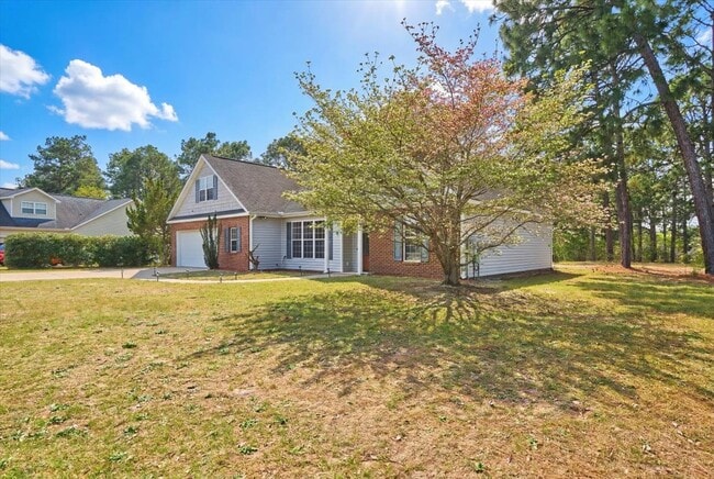 Photo - 329 Green Links Dr