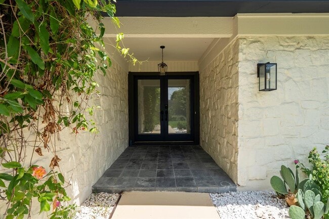 Photo - 2404 Coral Ridge Cir