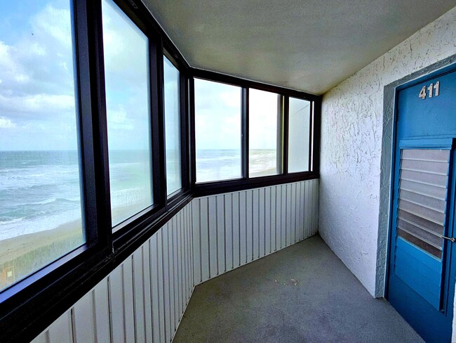 1357 NE Ocean Blvd Unit 411