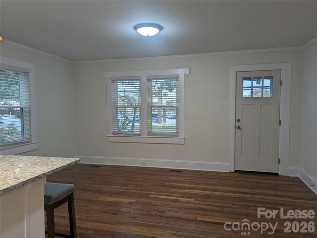 Photo - 215 Eastside Dr