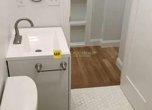 Photo - 400 Beacon St Condo Unit BF