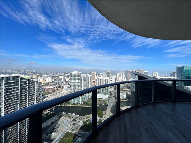 Photo - 801 S Miami Ave