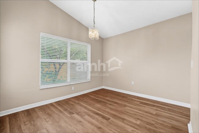 Photo - 10250 Peoples Loop