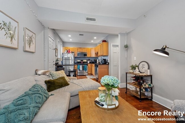 Photo - 16 Sewall St Unidad 2