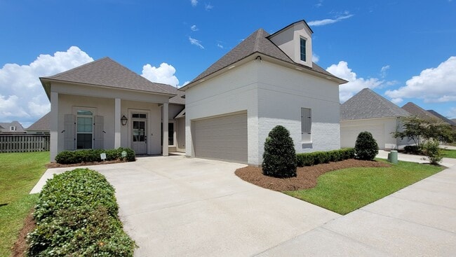 Photo - Beautiful 3 bedroom in Baton Rouge with bo...
