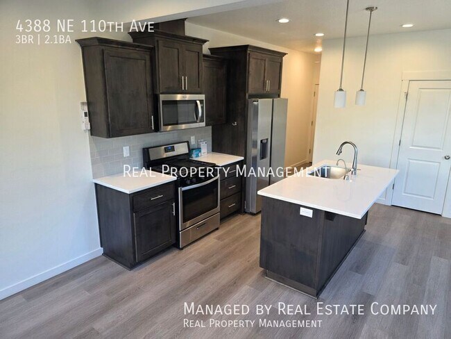 4388 NE 110th Ave