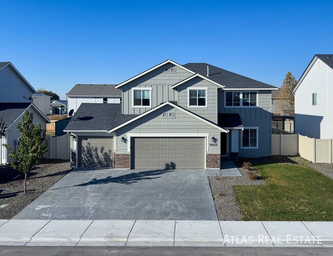 Photo - 19563 Calais Ave