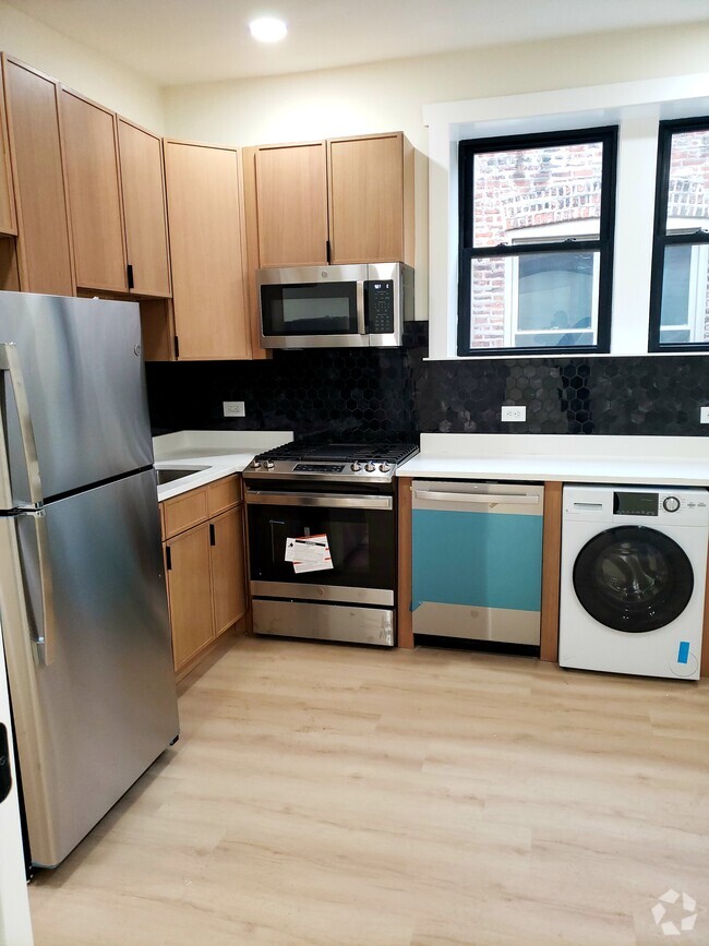 Building Photo - 944 N Damen Ave Unit 2F Rental