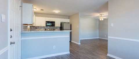 Photo - 1625 Rock Hollow Loop