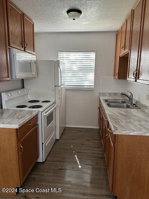 Photo - 250 S Robbins Ave