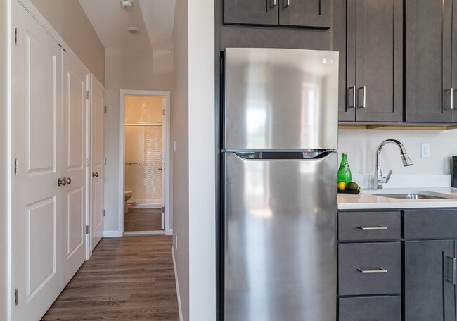 Photo - 62 Linden Ave Unit 4