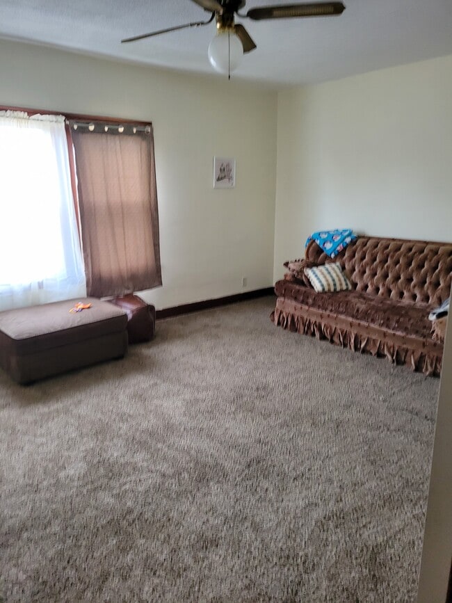 Living Room - 322 S 9th St Unit 322 South 9th St. Upper