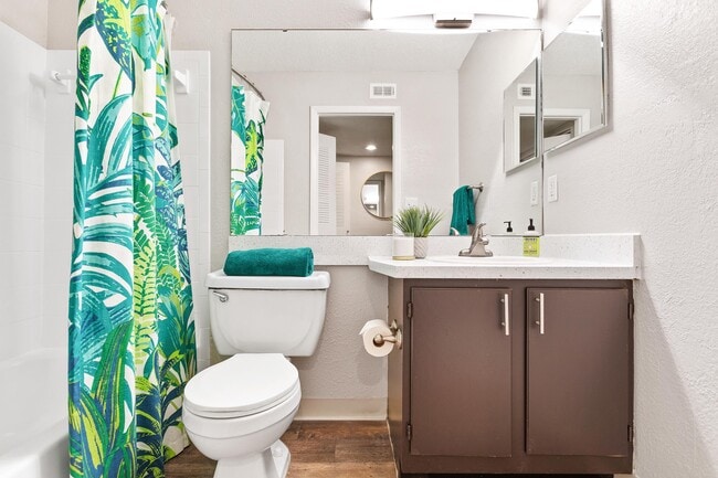 Full Bathroom