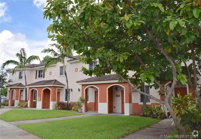 Building Photo - 17339 NW 7th Ave Rental