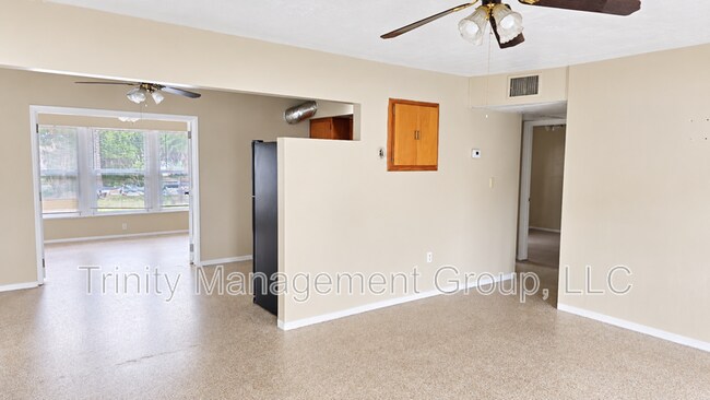 Photo - 5361 Marine Pkwy