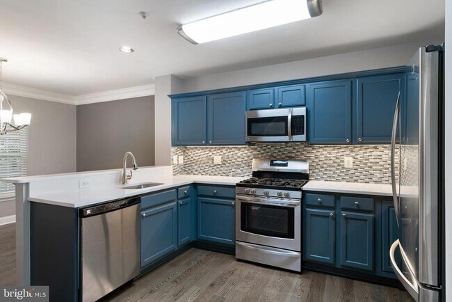 Photo - 18613 Village Fountain Dr