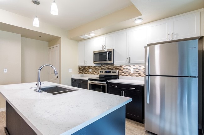 Villas at Holly | Centennial, Co. Apartments - Villas at Holly Rental