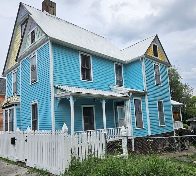 Knoxville 37917 - 2 Bedroom, 1 Bath home –... - Knoxville 37917 - 2 Bedroom, 1 Bath home –...
