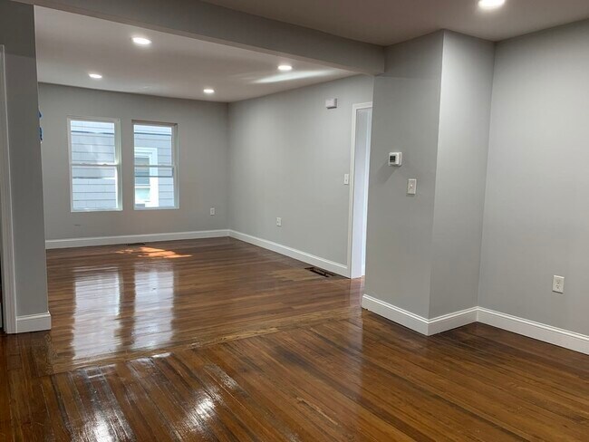 Photo - 19 Park St Unit 1