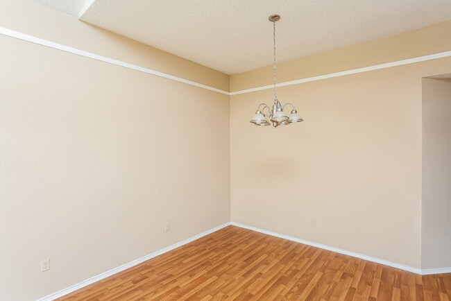 Photo - 3704 Chaddybrook Ln