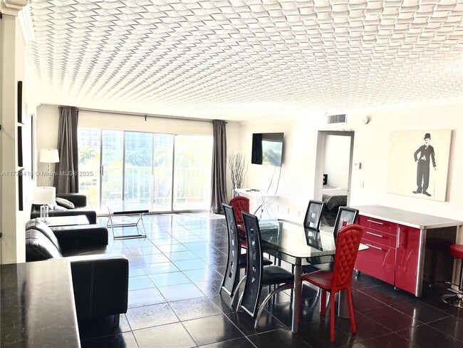 Photo - 200 178th Dr Unit 609